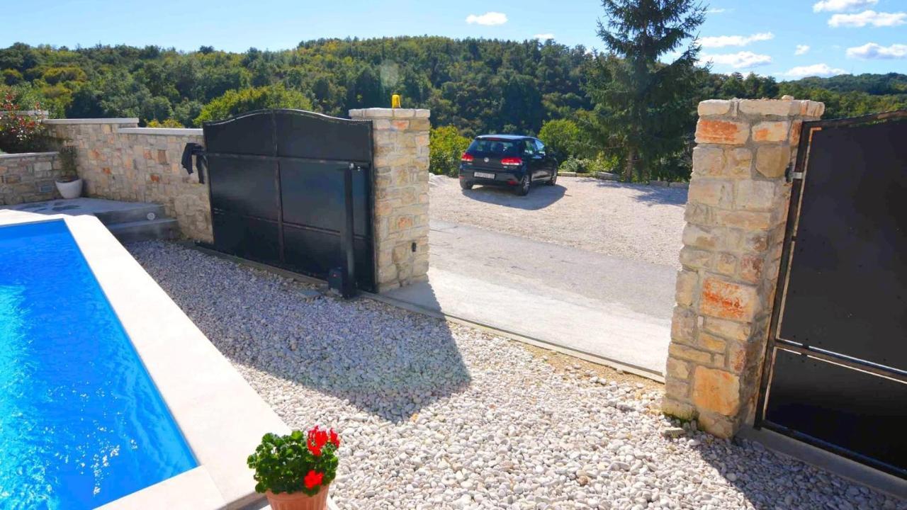 Villa Beram Exterior foto